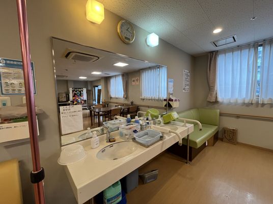 清潔な洗面台の様子
