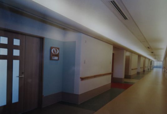 長い廊下
