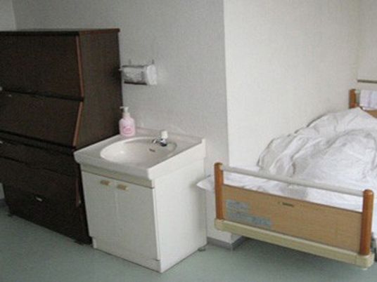 介護用設備が整った居室
