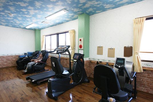 運動器具が揃う室内