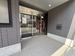 広々としたエントランス