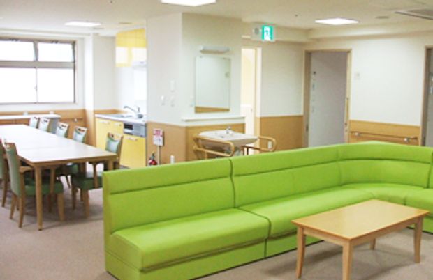 明るく広々としたリビング