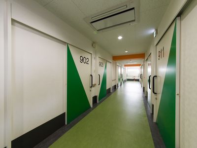 清潔な廊下の風景 