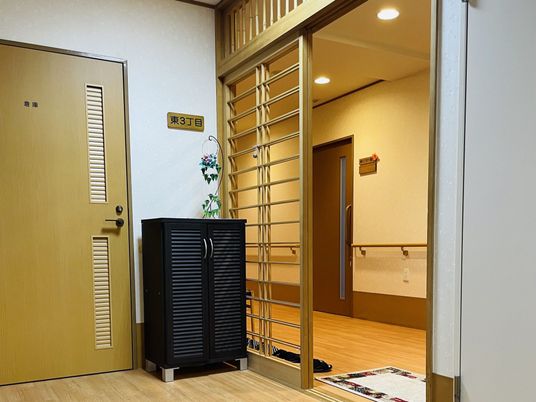 温かみのある廊下