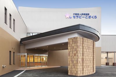 明るく広々としたエントランス