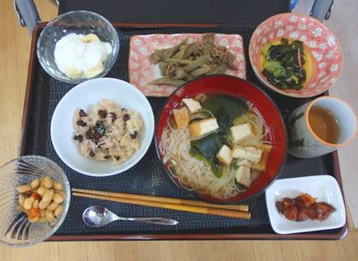 栄養豊富な和食の食事