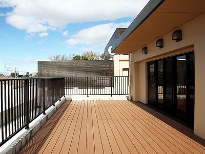 開放的なテラス