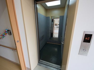 エレベーターへの入口部分