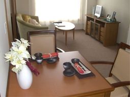 明るい居室の一角