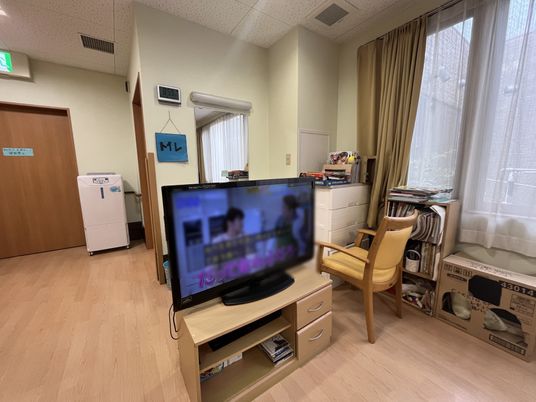 テレビがある休憩室