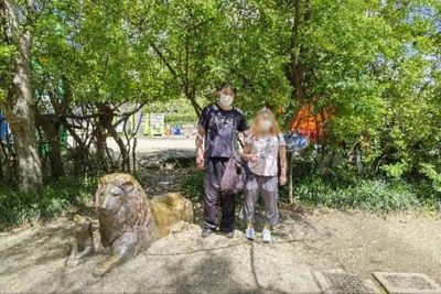 彫像のある庭園