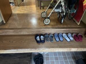 段差のある玄関先  