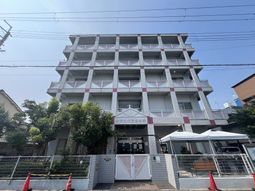 穏やかな佇まいの外観
