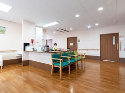 応接スペースのあるエントランス