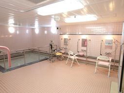 介護浴室の設備