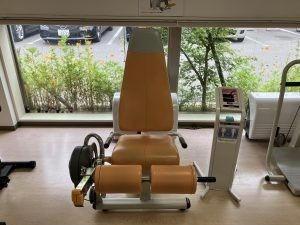 機能訓練室のマシン  