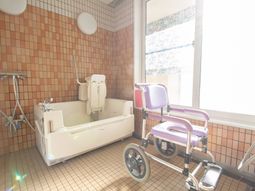 介護用浴室の設備