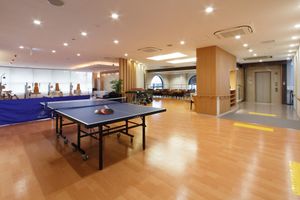 広々としたラウンジ