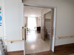 広々居室の開放的空間