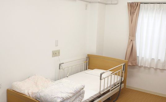 静かな居室の様子