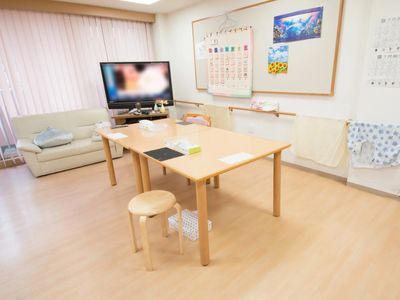 共有リビングの日常風景