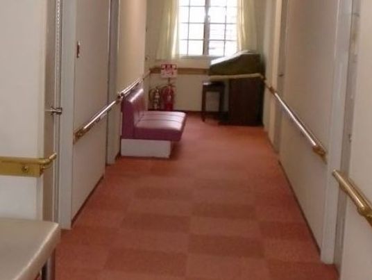 温かみのある廊下