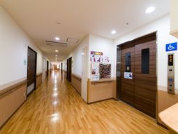 清潔な廊下の光景