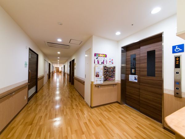 清潔な廊下の光景