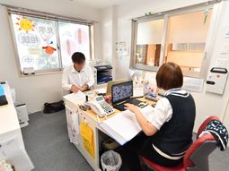 事務所の作業風景