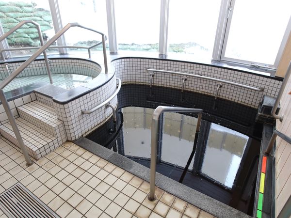 清潔な浴室の様子