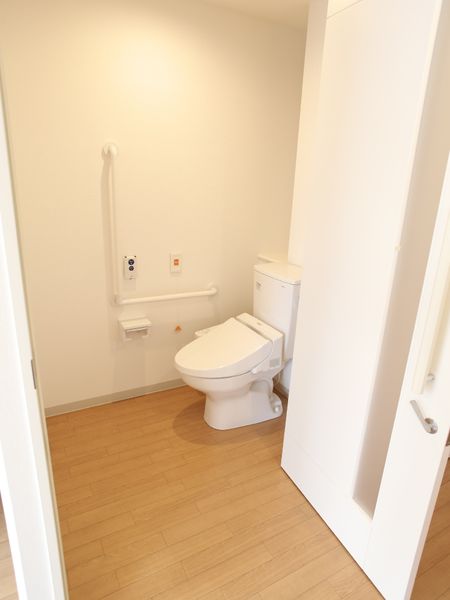 明るいトイレスペース