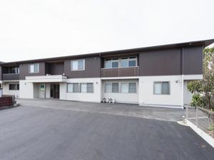 建物正面の外観  