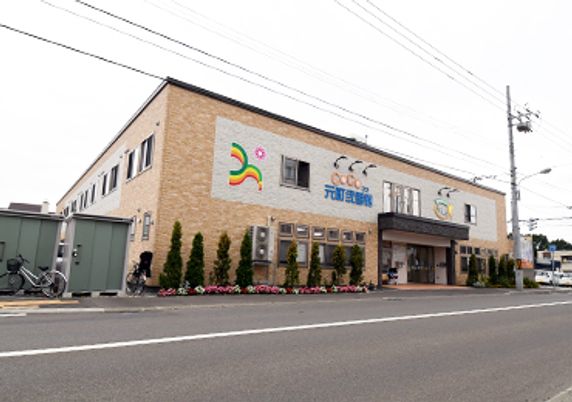 閑静な立地の施設外観