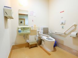 バリアフリートイレ