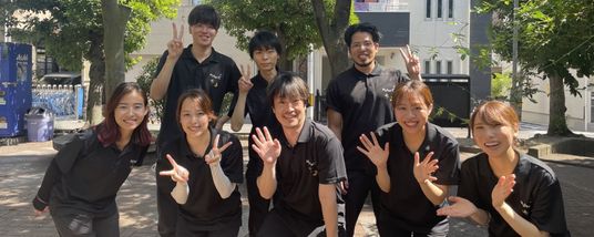 元気なスタッフの様子