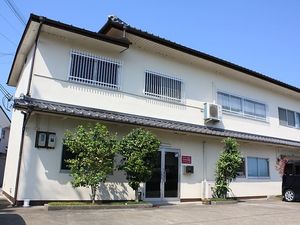 外観の建物前  
