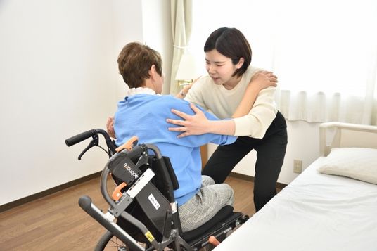 介護のサポート場面
