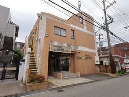 暖かみのある建物外観