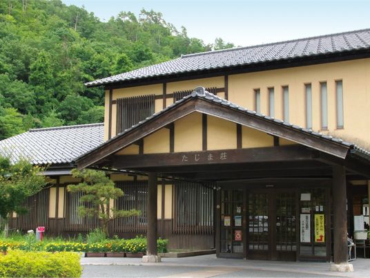 和風の玄関外観  