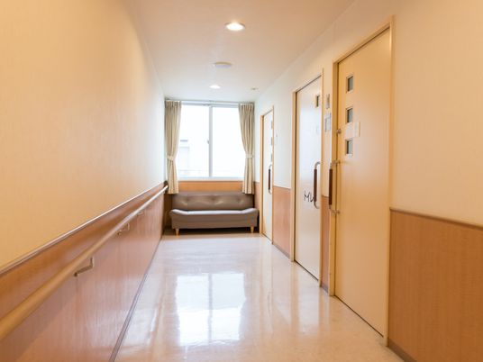 清潔な廊下の風景
