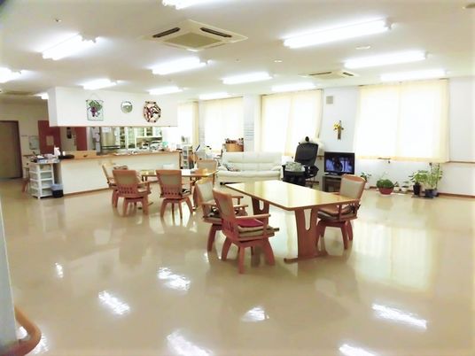 共用ダイニングエリア
