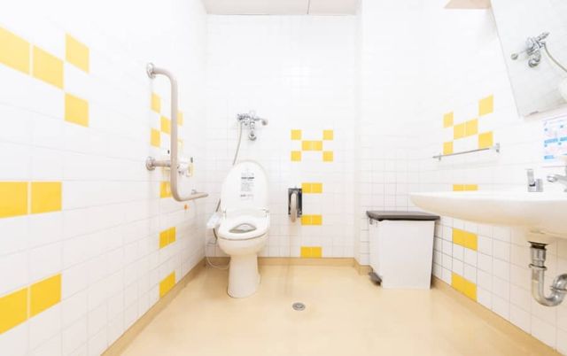 明るいトイレの設備