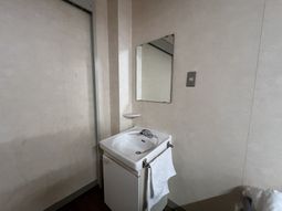 シンプルな洗面台