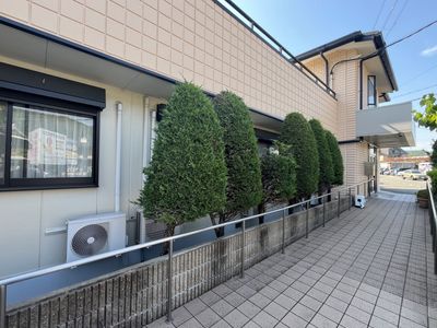 緑豊かな外観