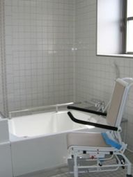 バリアフリー対応の浴室