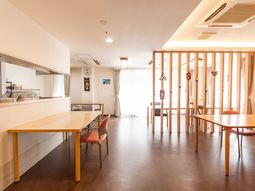 開放的なダイニングルーム