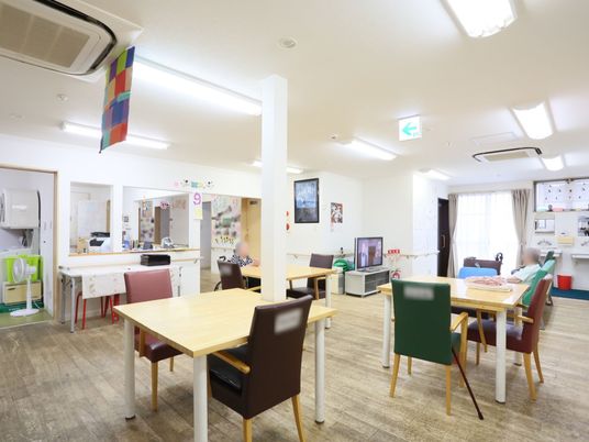 共有スペースの清潔感ある居室