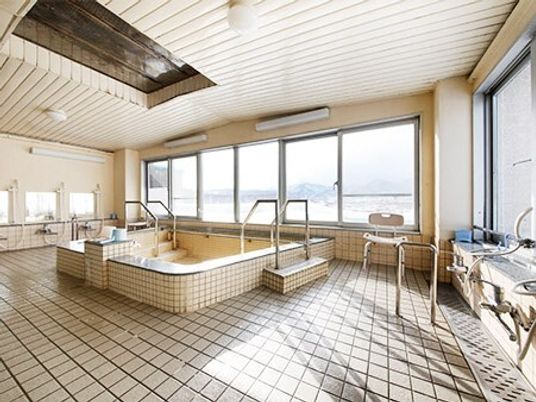 海が見える広々浴室