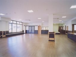 広々とした多目的スペース