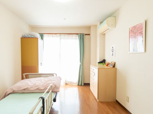 日差しが差し込む居室